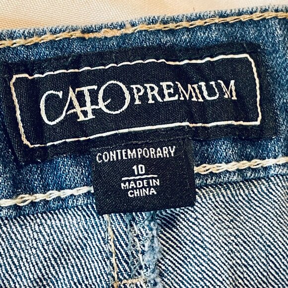 Cato Premium Women's Blue Distressed Patchwork Jeans Size 10 Capris - Picture 3 of 7